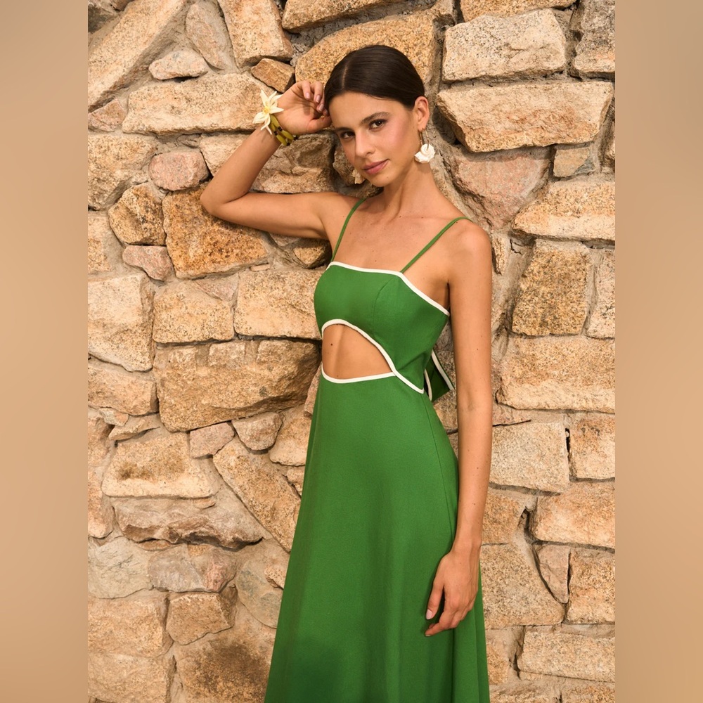 Commense Emerald Green Backless Midi Dress with White-Trim Bow - Picture 3 of 9